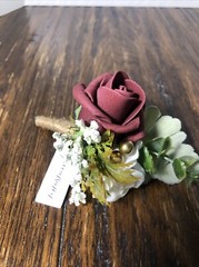 Ling’s MomentBoutonniere for Men Set of 6 Maroon & White Groom Groomsmen Nice!