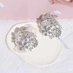 Wrist Corsage with Peal and Rhinestone Corsage and Boutonniere Set for Weddin…