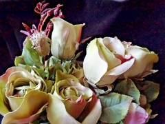 Vtg NIP 21″ FULL SILK Rose Bush 7 Stem Pale Green/pink Wedding Roses