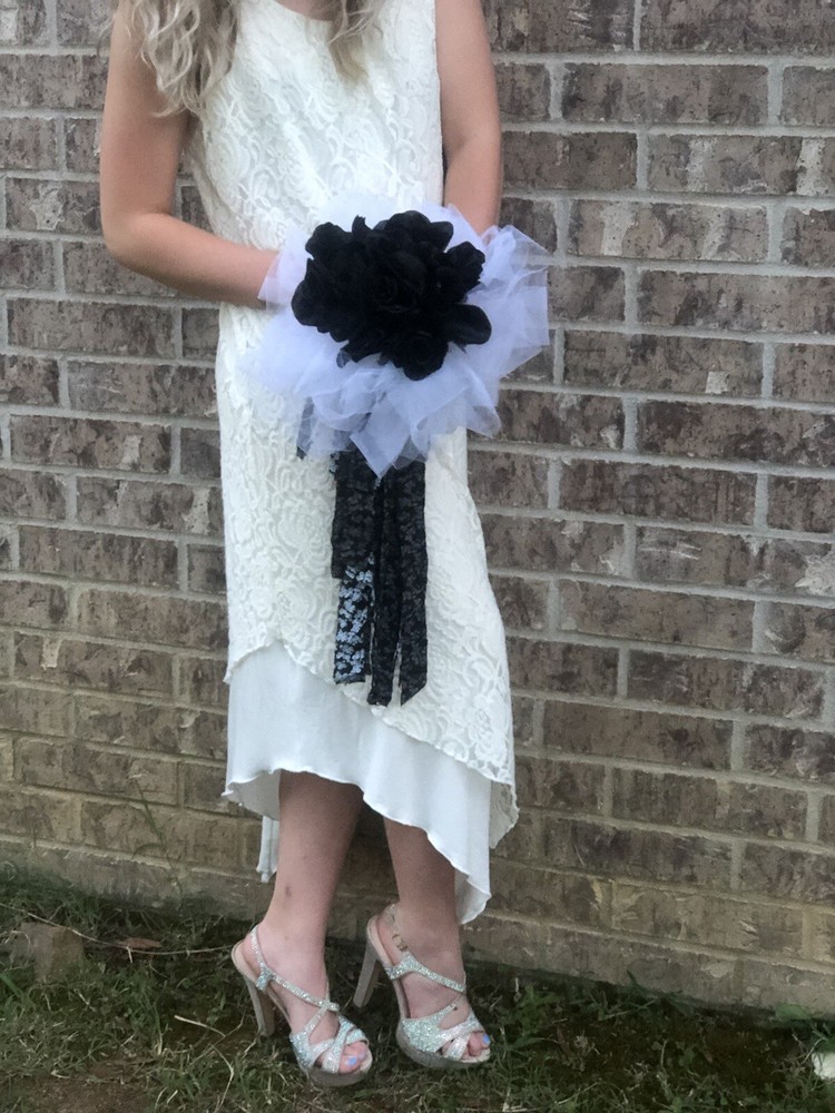 Black and White Wedding Bouquet Set