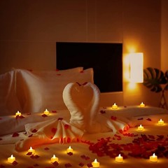2000Pcs Artificial Rose Petals + 24 LED Candles Romantic Night Propose Set US