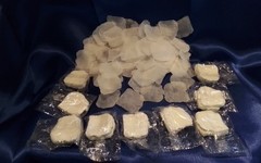 White Flower Petals APPROXIMATELY 1000 PETALS! NEW IN PKG.