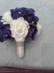 9 INCH WEDDING BOUQUET DARK PURPLE & WT OR AND COLOR RUSH AVAILABLE