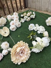 Huge Lot Bundle Of Cream Ivory White Roses Peony Magnolia Long Stem Real Touch