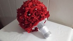 ROSE BOUQUET/RED/SILVER/WHITE/RHINESTONES