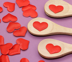 200Pcs Sponge Confetti Flower Decor Heart Shape Petals Table Wedding Decoration