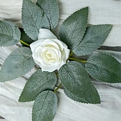 100 FROSTED GREEN Bulk Artificial ROSE LEAVES Faux Greenery Party Decorations