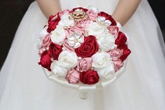 Bridal Wedding Bouquet with Rhinestone Brooch Pearl for Bride Bridesmaid Wedd…