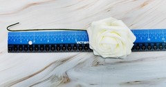 25 Ling’s Moment Artificial Foam Ivory Roses With Stems & Leaves NOB 25 Piece