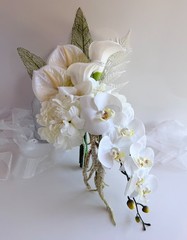 AUSTRALIAN NATIVE FLOWERS EUCALYPTUS GUM SEED STEM ARTIFICIAL GREENERY STEMS