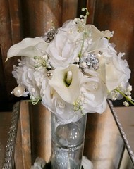 Silk Flower Bridal Bouquet Silvertone Brooch Accents Wedding Bridesmaids