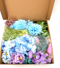 4 Crown DIY Flower Crowns Making Kit Handmade Floral Supplies included-NEW