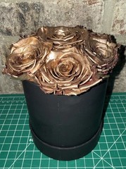 The Million Roses Los Angeles Black With Gold Roses Beautiful Piece lightly Used