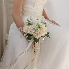 Large Wedding Bouquets for Bride & Bridesmaid – White Champagne Artificial Roses