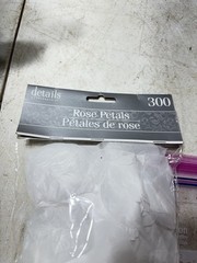 details White Artificial Rose Petals, Wedding Floral Theme, 300 Ct, Lot Of 3