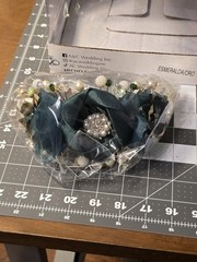 A&C Faux Flower Wedding/Quinceañera Bouquet, Emerald Green And Gold