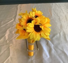 Small sunflower wedding bouquet