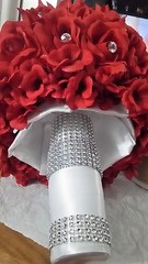 ROSE BOUQUET/RED/SILVER/WHITE/RHINESTONES