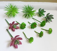 Set of 12 Artificial Mini Grass Succulents(Mix Plants)