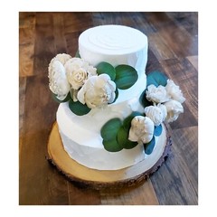 2PC White Sola Wood Wedding Cake Flower Garland Ivory Reusable Cake Topper Decor
