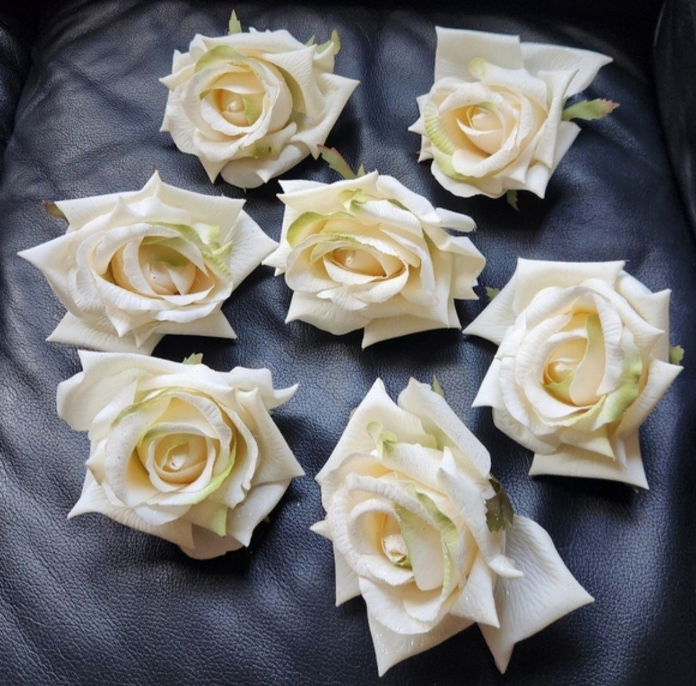 White With Glitter Faux Clip Roses 7pc Set Wedding Bridal Reception Craft 4″-5″