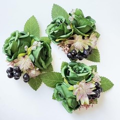 MAFELOE Corsage Boutonniere Set of 2 Pieces, Artificial Flowers Dark Green