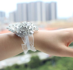 Wrist Corsage with Peal and Rhinestone Corsage and Boutonniere Set for Wedding,P