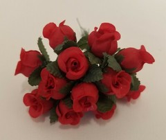 Lot of Red Artificial Rosebuds Roses Flowers on Wire Stem Millinery Crafts VTG