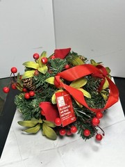 HOME ACCENTS HOLIDAY CHRISTMAS 10″ ROUND KISSING BALL BERRIES/PINECONES