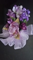 CORSAGE>PIN>LAVENDER>ROSES/TULIPS>SHEER LAVENDER RIBBONS>