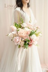 Ling’s Moment Blush Pink Wedding Bouquets for Bride, Blush and Cream Bridal B…