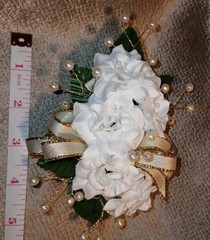 NEW 5″ Artificial White Rose Wrist Corsage W/Pearl Sprays & Gold Bow Boutonniere