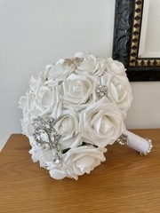 Bridal Wedding Bouquet Round Bling Brooch Bouquet Throw Toss Artificial Rose