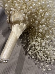 Ivory Pearl Waterfall Bridal Bouquet: Cascading Wedding Bouquet and Pearl Vale