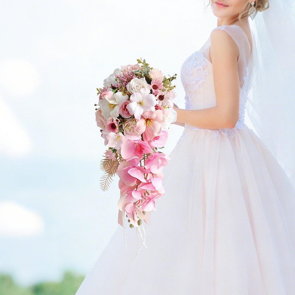 Bouquet Waterfall Bridal Bouquet Realistic Romantic Creative Elegant Decorative