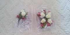 * Wedding / Prom / Formal Beautiful 5 Rose Boutonniere Corsage PINK RED WHITE YE