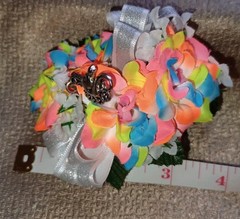 NEW 4″ Long Artificial Bright Rainbow Wrist Corsage With Metal Unicorn Charm 🌈