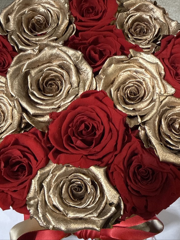 The Million Roses Los Angeles Gold Red Flowers