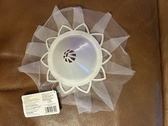Modern Romance Plastic Net Bridal Boquet Holder