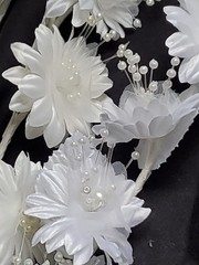 Wedding Floral Bundle Of 33 Pieces/white/Ivory/Iridescent/Picks/Stems/Flower/Lot