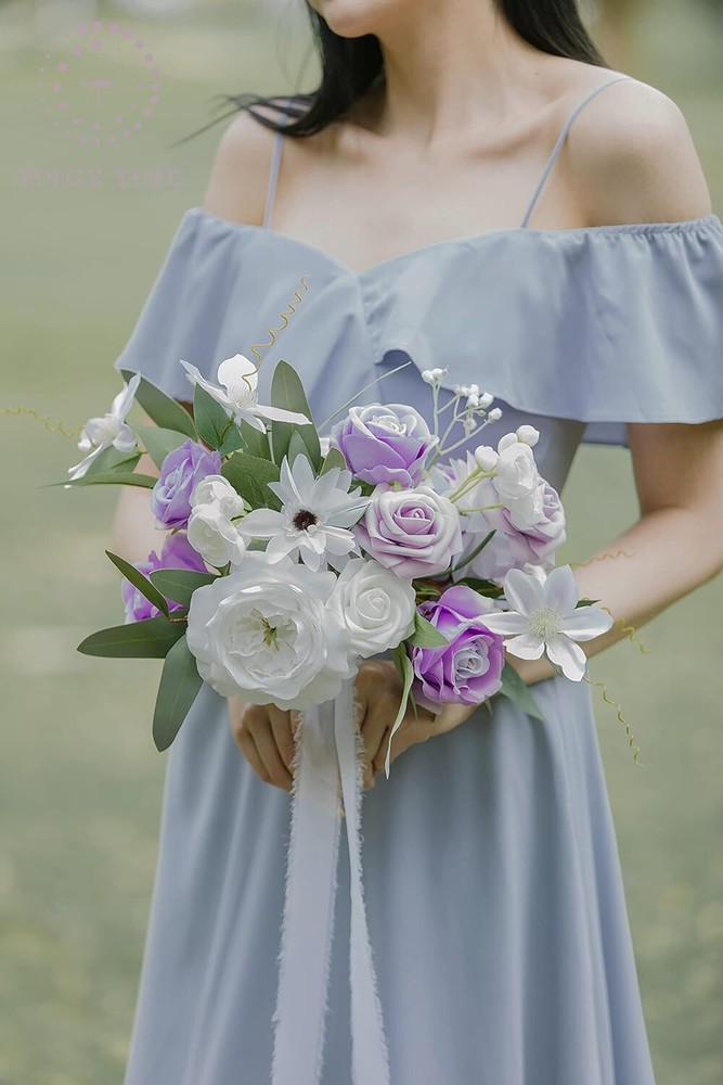 new in box $45 TINGE TIME 11 Inch Wedding Bouquet lilac/white