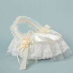 Flower Girl Basket White Lace Flower Basket Bow Tassel Decoration for Wedding