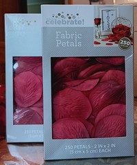 Celebrate Fabric Petals 250-Pack Rose Design