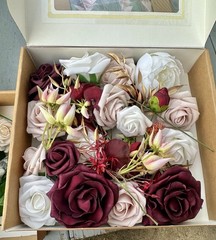 Ling’s Moment Artificial Flowers Box Of Loose Leaf Flowers