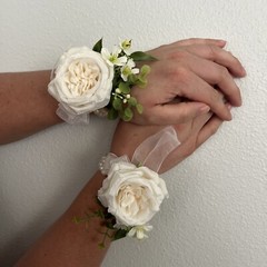 SET OF 3 Assorted Flower White Sola Bridal Wedding Bouquet with corsages