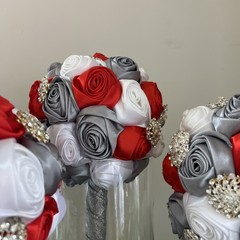 1 Bride Bouquet 8” Satin Rose 5 Bridesmaid 7” Brooch Silk Flower Rhinestone