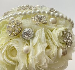 Handmade Wedding Bouquet White Light Green Pearl Artificial Flower Bling Bridal