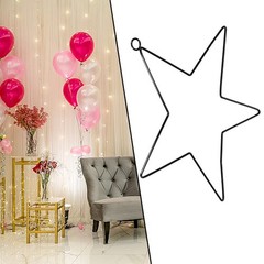 Stylish Star Wire Wreath Enhance Your DIY Skills with this Iron Frame Prop