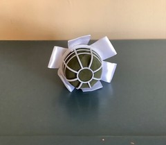 Embellished foam flower bouquet handle/holder