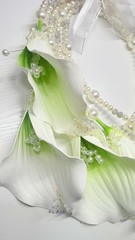 Luxury Pearl Bridal Bouquet | Wedding Flower with White Lilies & Rhinestone Bow